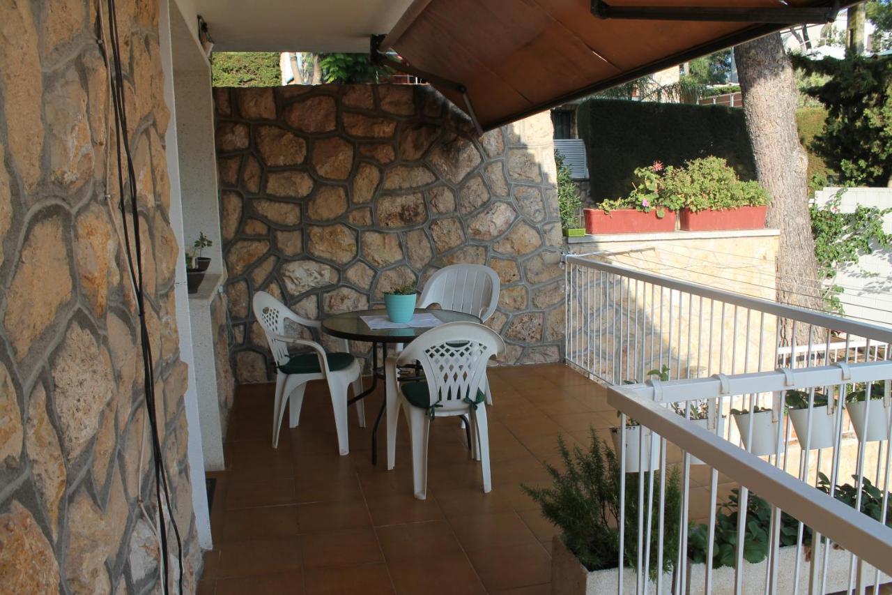Magnifica villa con piscina vicina alle spiagge Tarragona Esterno foto