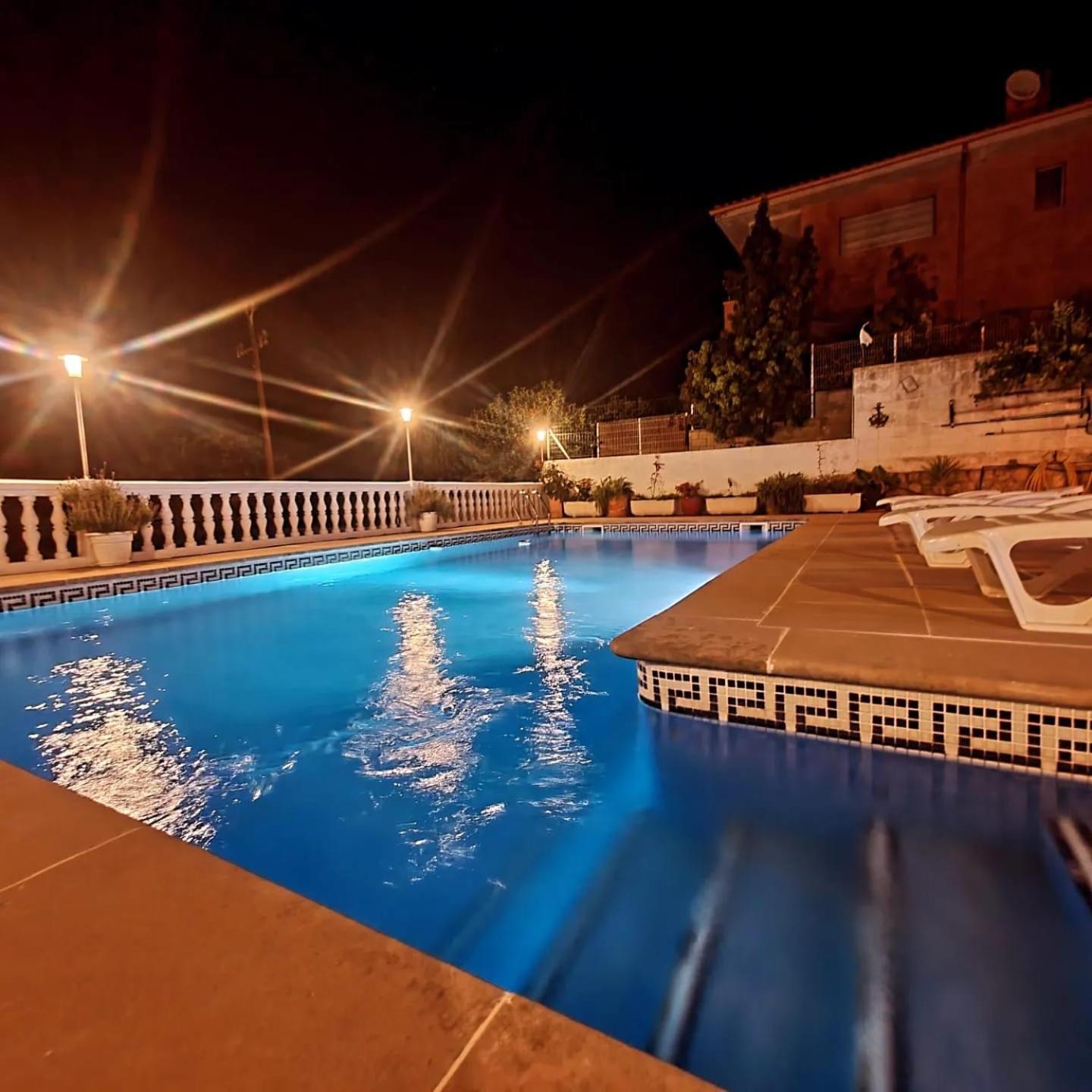 Magnifica villa con piscina vicina alle spiagge Tarragona Esterno foto